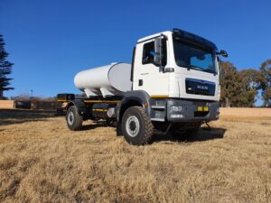 Diverse Tanker Truck
